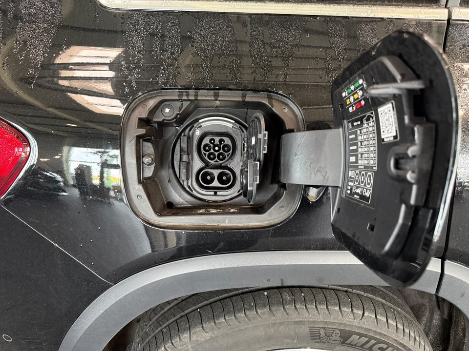 Mercedes EQB250+ AMG Advance 5d