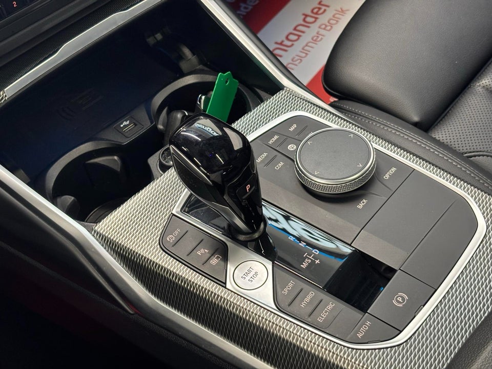 BMW 330e 2,0 M-Sport aut. 4d