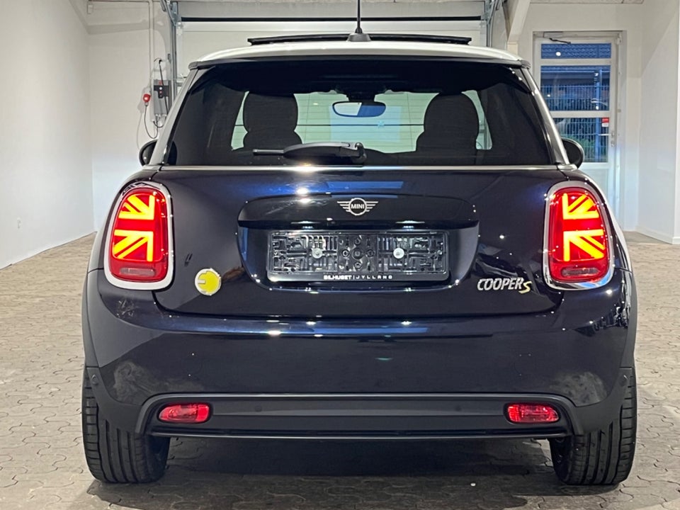 MINI Cooper SE Maximise 3d