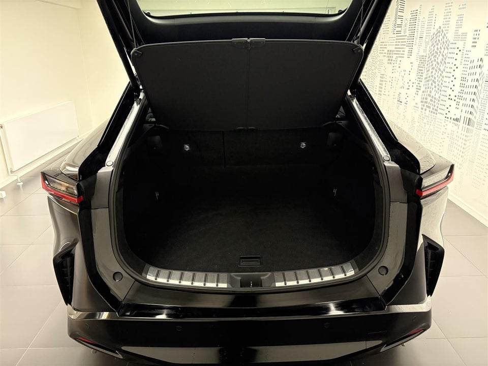 Lexus RZ300e Luxury 5d