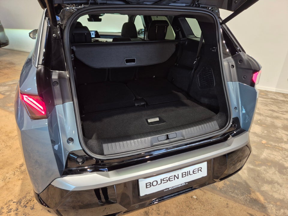 Peugeot e-5008 77 GT Pack 7prs 5d