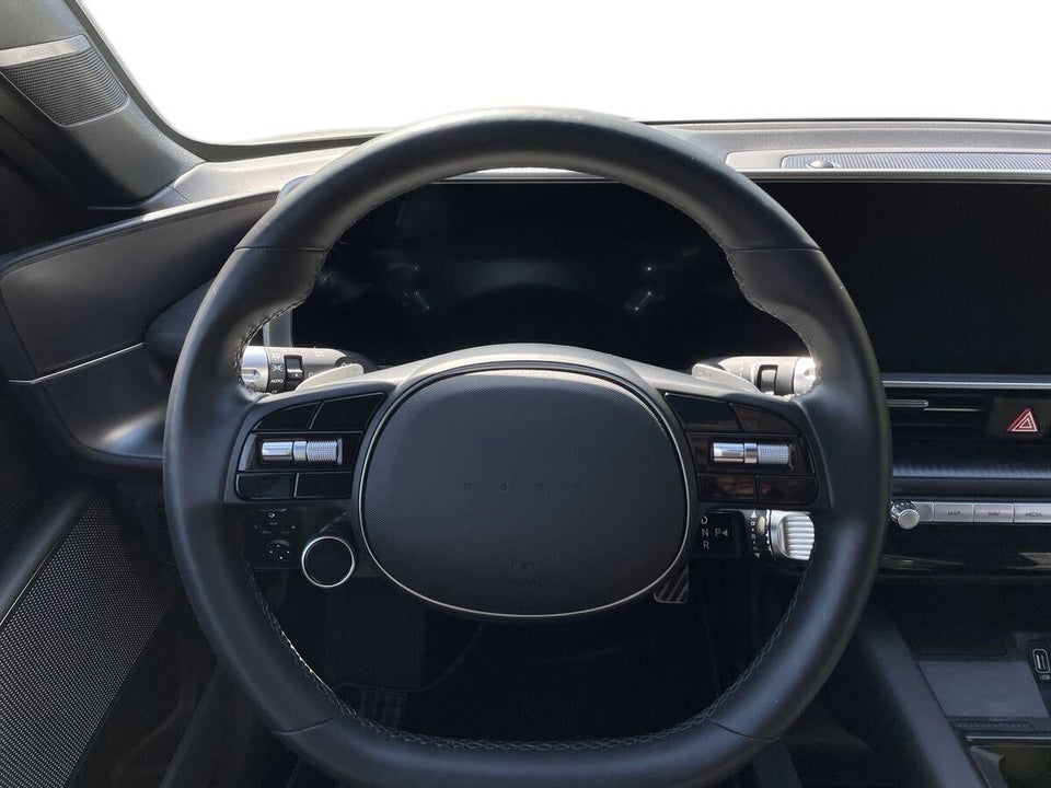 Hyundai Ioniq 6 77 First Edition AWD 4d