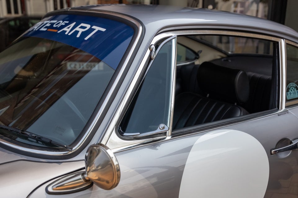 Porsche 911 2,2 Coupé L SWB 2d