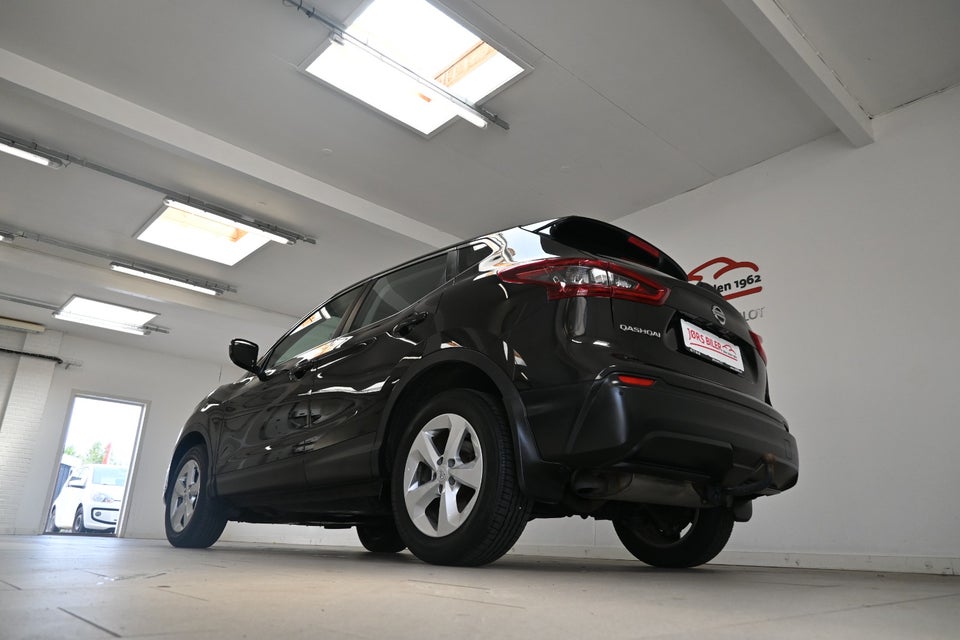 Nissan Qashqai 1,3 Dig-T 140 Visia 5d