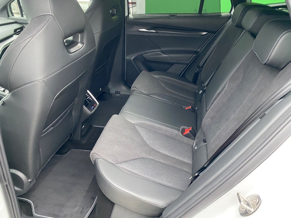 Skoda Enyaq 85 iV Sportline Advanced 5d