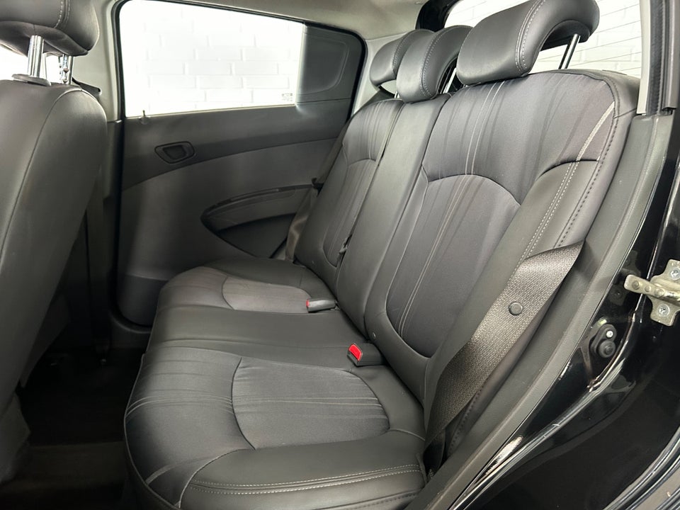 Chevrolet Spark 1,0 LS 5d
