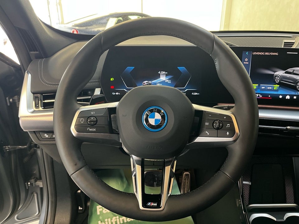 BMW iX1 xDrive30 M-Sport 5d