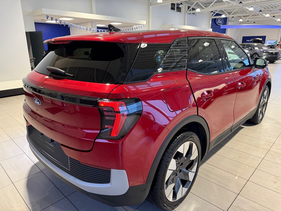 Ford Explorer 77 Premium Extended Range 5d