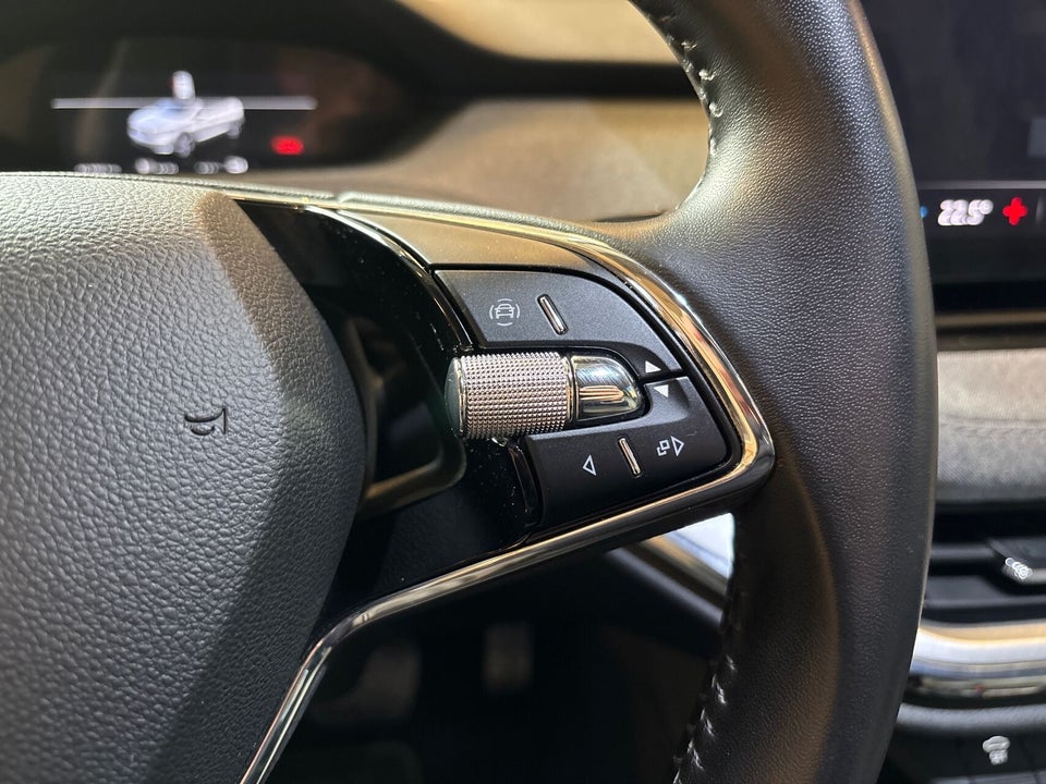 Skoda Enyaq 60 iV Loft 5d