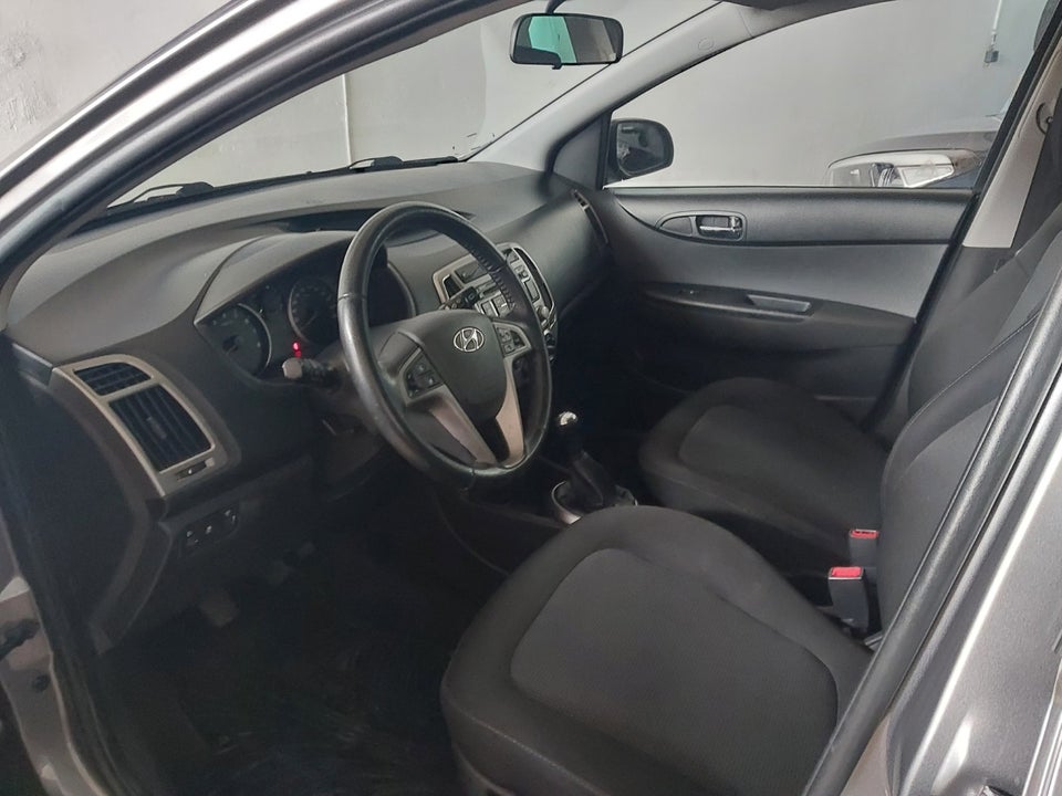 Hyundai i20 1,25 Classic 5d