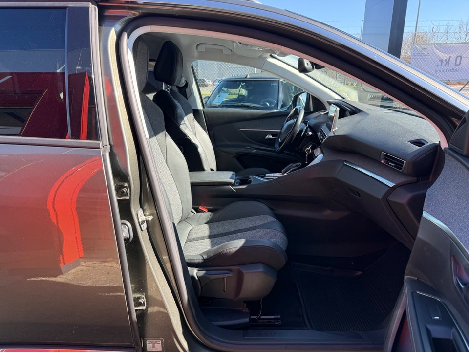 Peugeot 5008 1,5 BlueHDi 130 Allure EAT8 7prs 5d