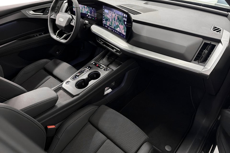 Audi Q4 e-tron performance 5d