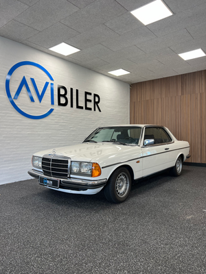 Annonce: Mercedes 230 CE 2,3 aut. - Pris 174.900 kr.