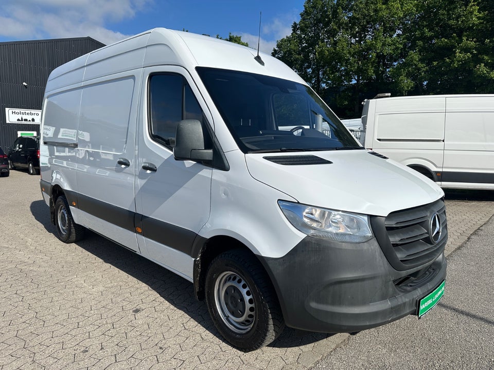Mercedes Sprinter 317 2,0 CDi A3 Kassevogn RWD
