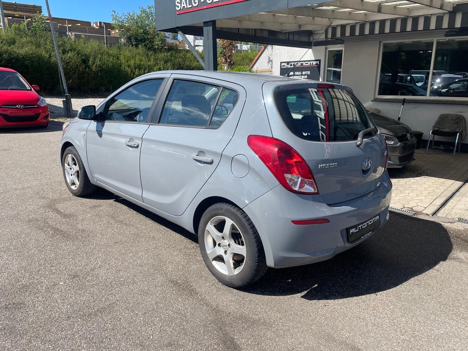Hyundai i20 1,25 Classic XTR 5d