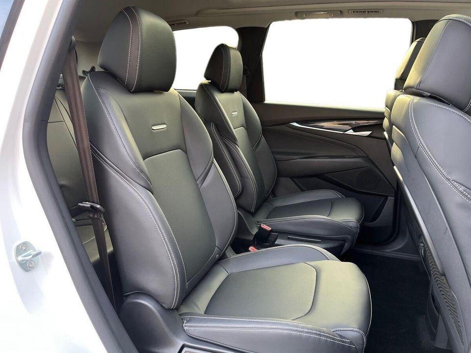 Maxus Euniq5 70 6prs 5d