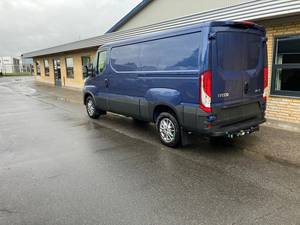 Iveco Daily 3,0 35S18 9m³ Van AG8