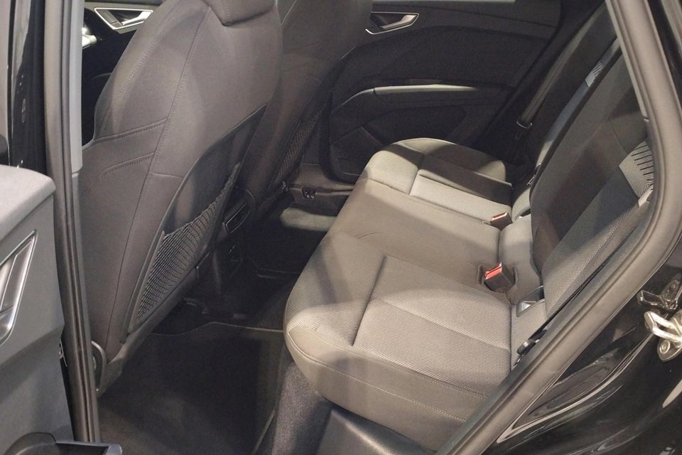 Audi Q4 e-tron 40 Attitude 5d