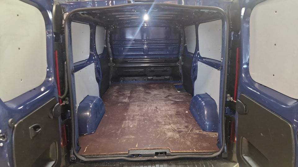 Renault Trafic 2,0 dCi 130 L2H1