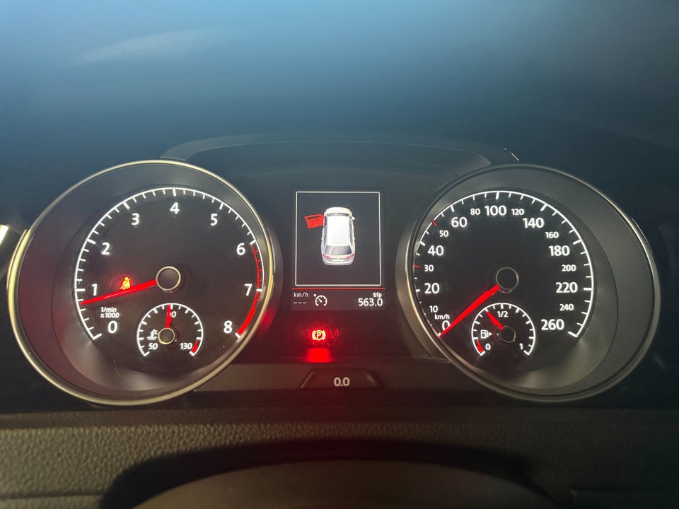 VW Golf VII 1,4 TSi 140 Highline Variant BMT 5d