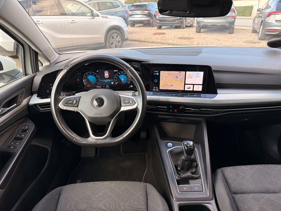 VW Golf VIII 1,5 TSi 130 Life 5d