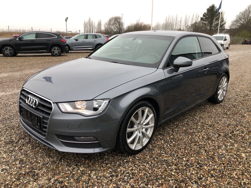 Audi A3 1,6 TDi Ambiente 3d