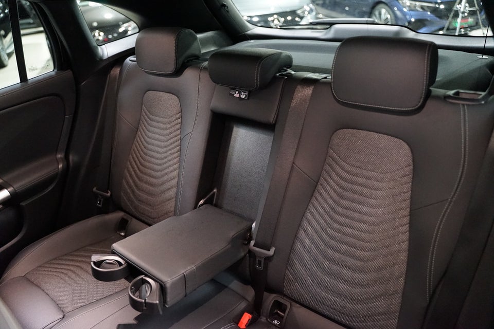 Mercedes EQA250 Progressive 5d