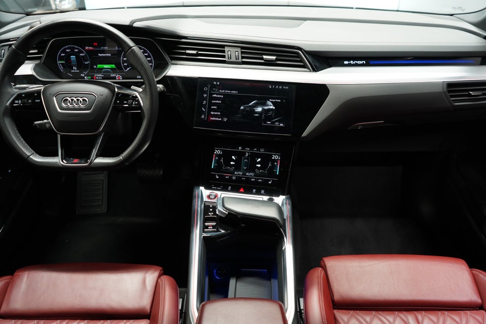 Audi e-tron S quattro 5d