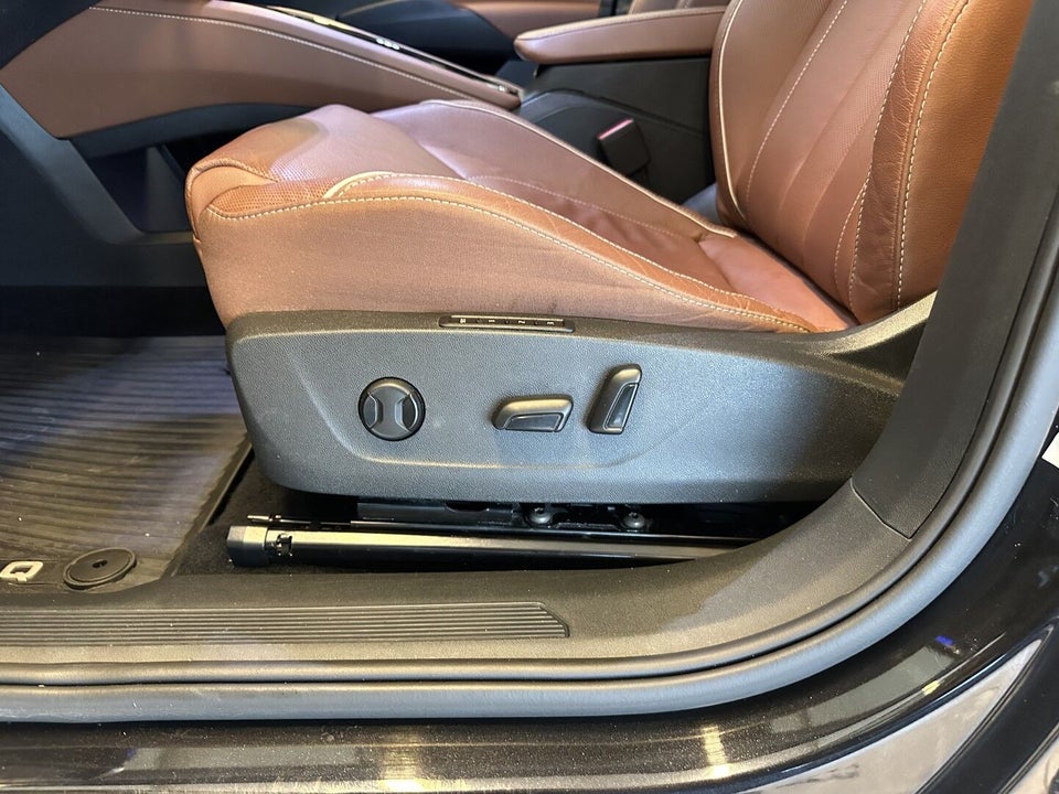 Skoda Enyaq 80 iV Selection Suite 5d