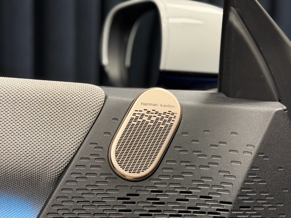 MINI Cooper SE Favoured Trim XL 3d