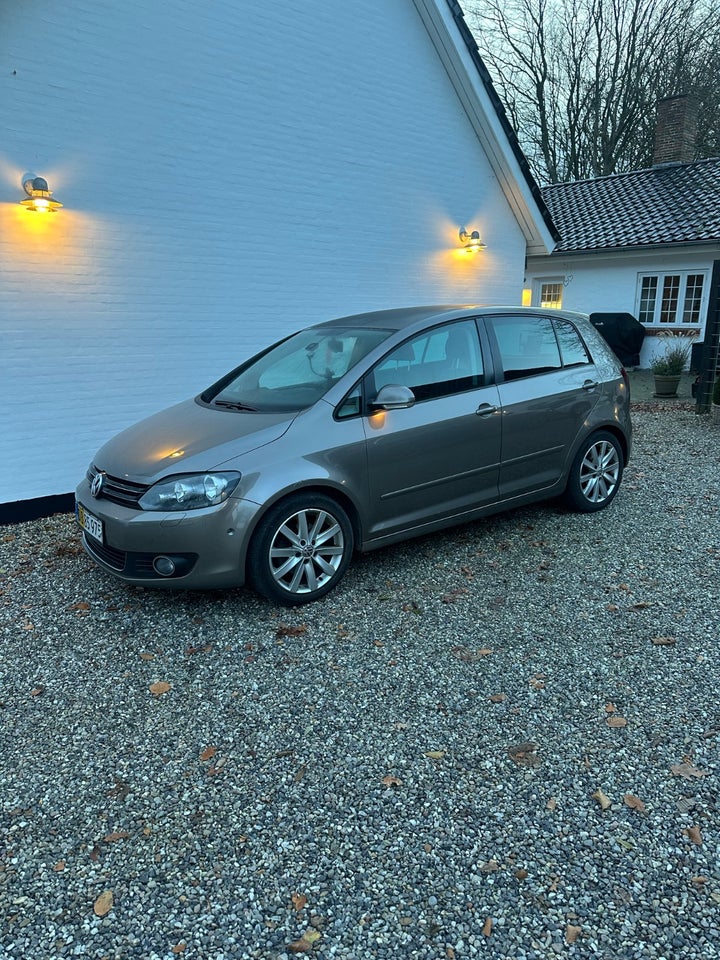 VW Golf Plus 2,0 TDi Comfortline DSG Van 5d