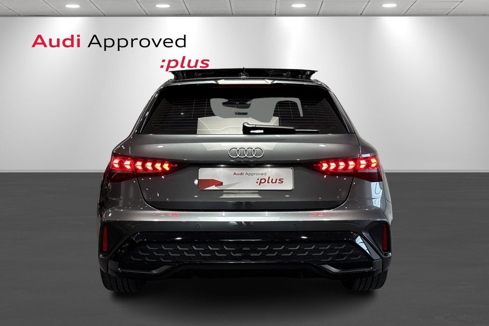 Audi A3 35 TFSi S-line Edition Sportback S-tr. 5d