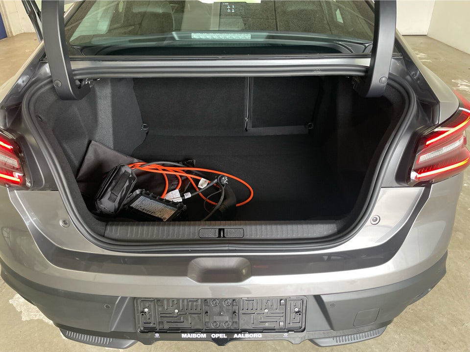 Citroën ë-C4 X 54 Plus 4d