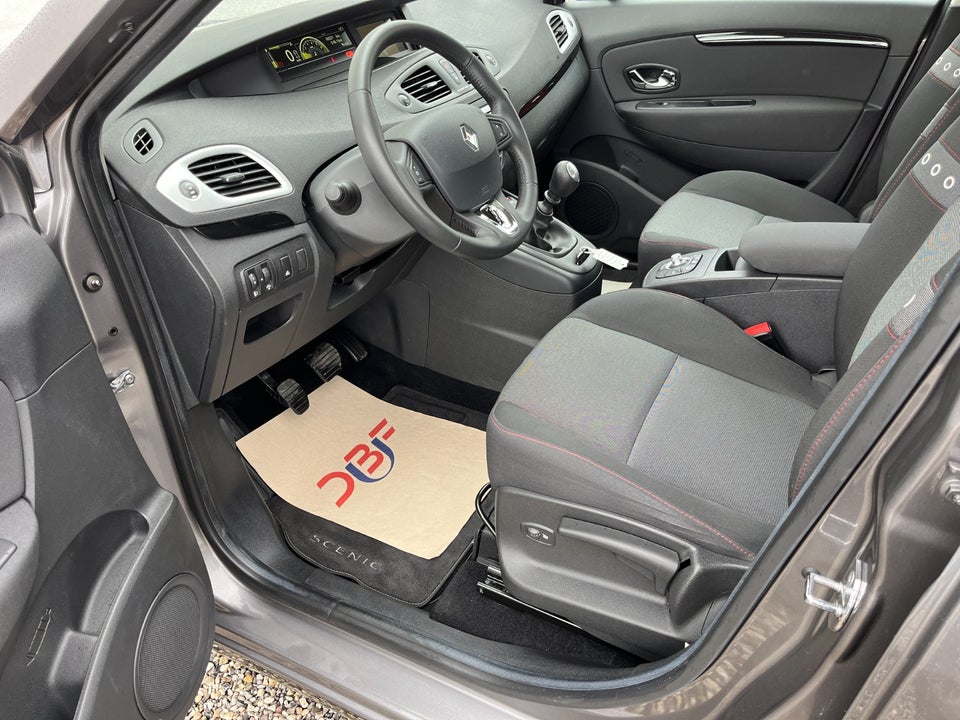 Renault Scenic III 1,6 16V Expression 5d