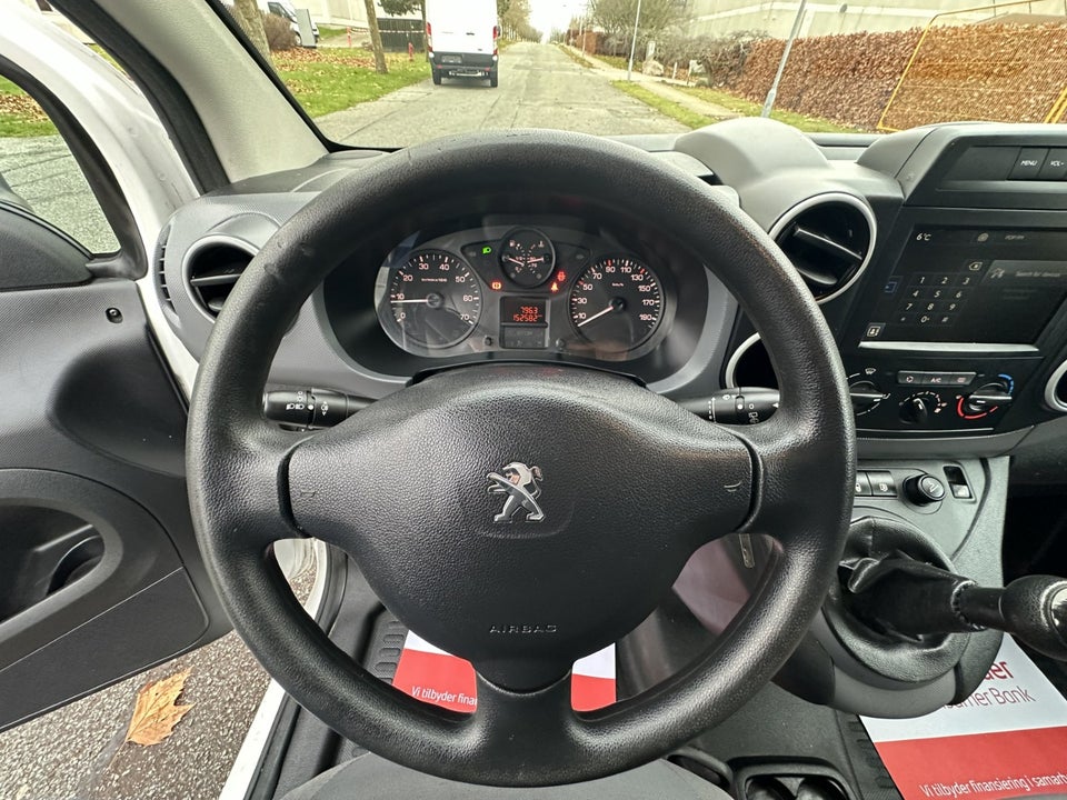 Peugeot Partner 1,6 BlueHDi 100 L1 Flex Van 5d