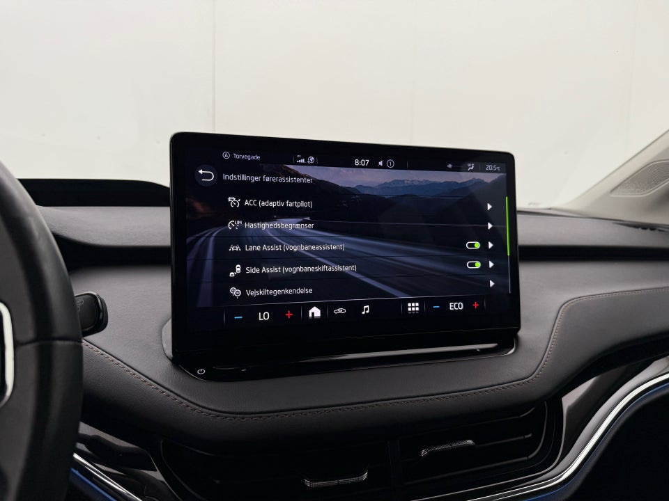 Skoda Enyaq 80 iV Selection Suite 5d