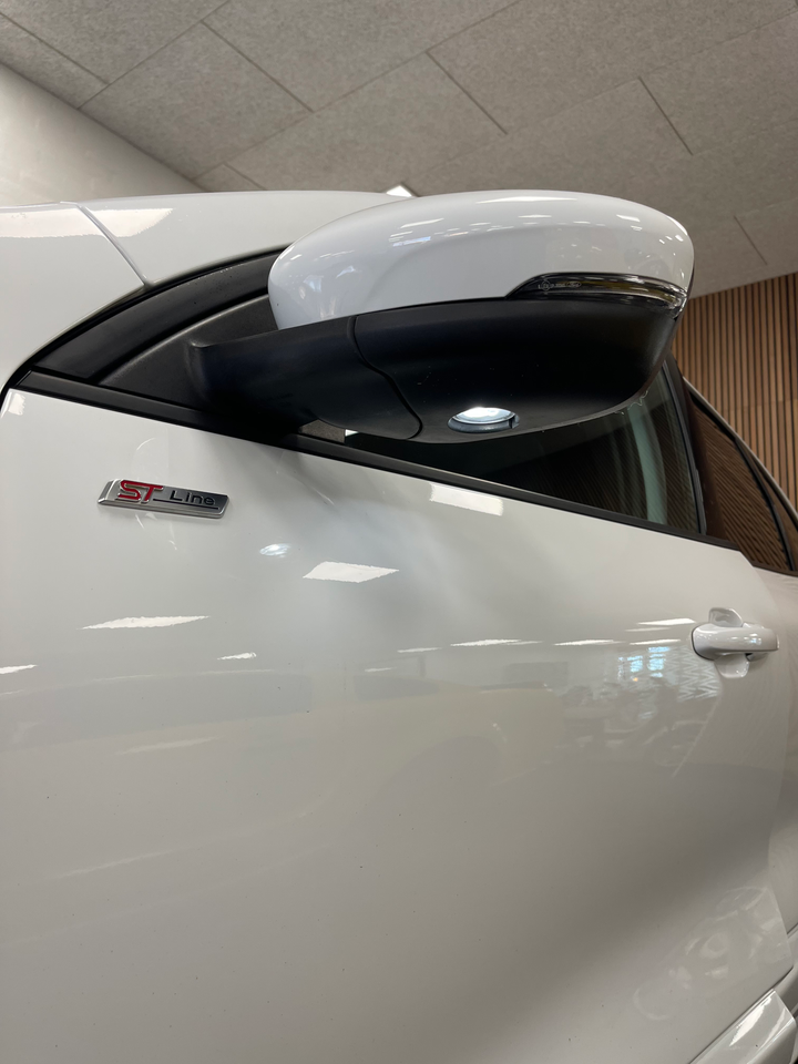 Ford Kuga 2,5 HEV ST-Line X CVT 5d