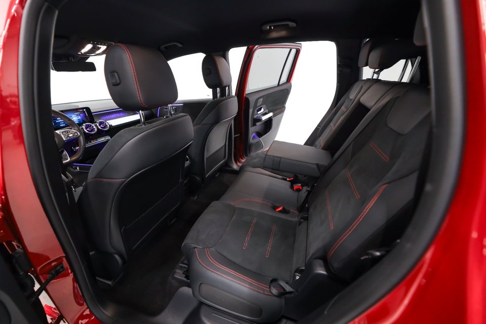 Mercedes EQB300 AMG Line 4Matic 5d