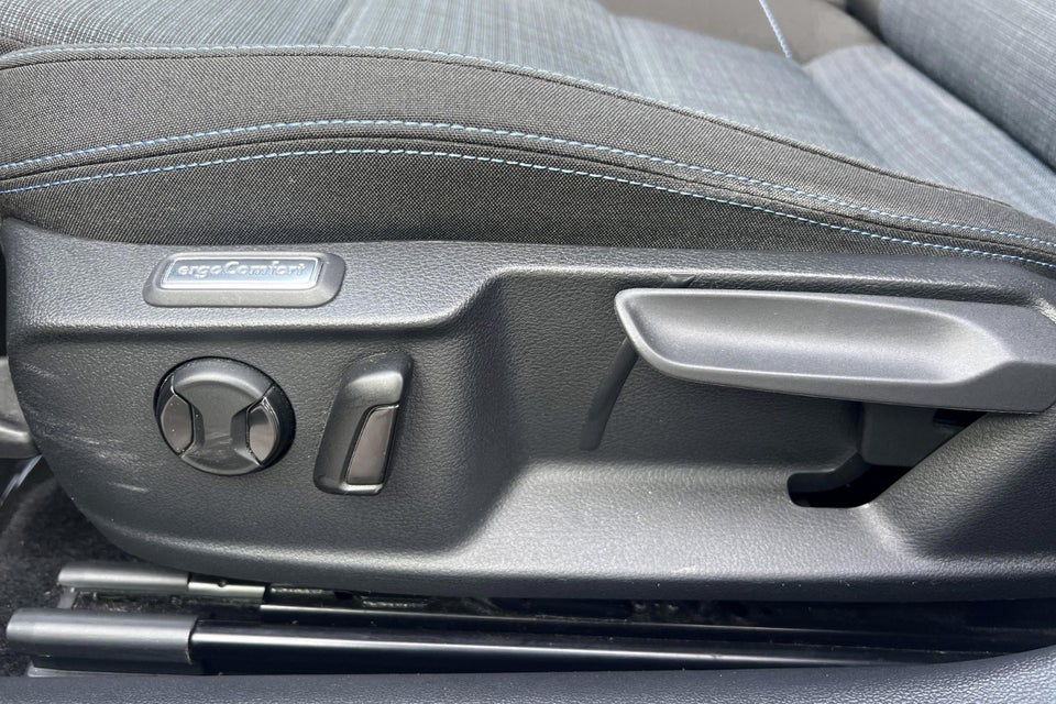 VW Passat 1,4 GTE High Variant DSG 5d