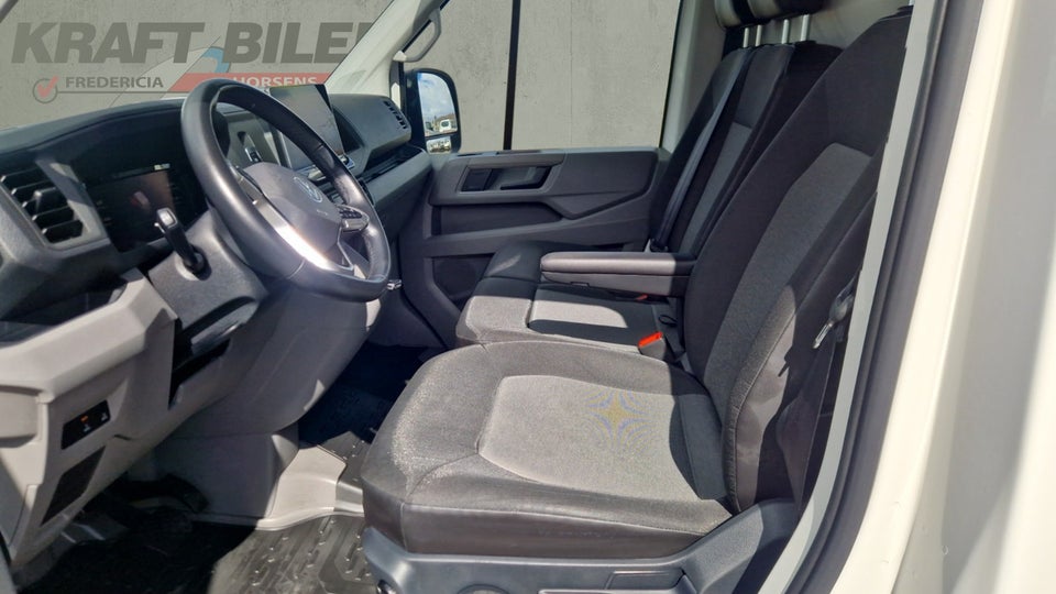 VW Crafter 35 2,0 TDi 140 Kassevogn L4H3 aut.