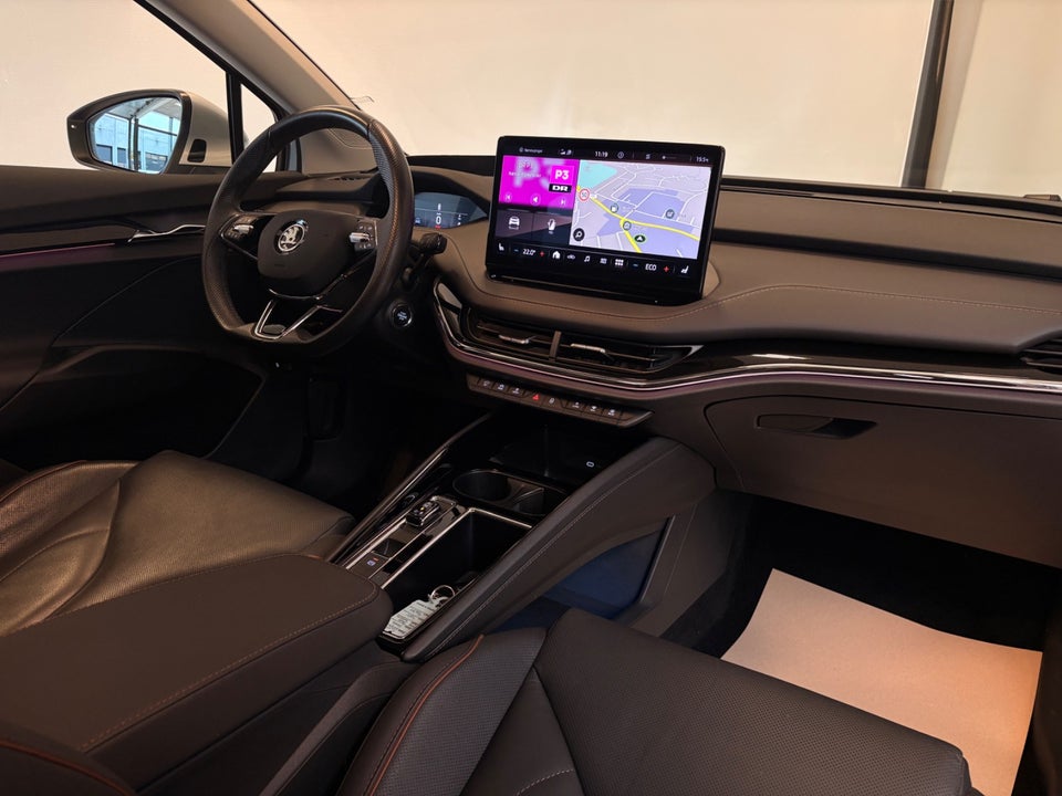Skoda Enyaq 80 iV Design Selection Suite 5d