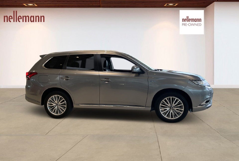 Mitsubishi Outlander 2,4 PHEV Intense CVT 4WD 5d