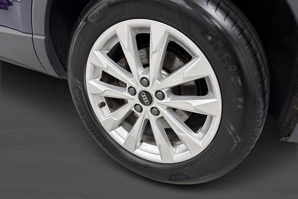 Audi Q3 45 TFSi e Attitude plus S-tr. 5d
