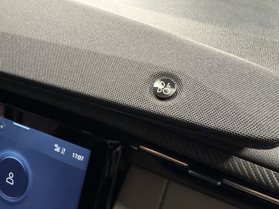 Ford Explorer 77 Premium Extended Range 5d