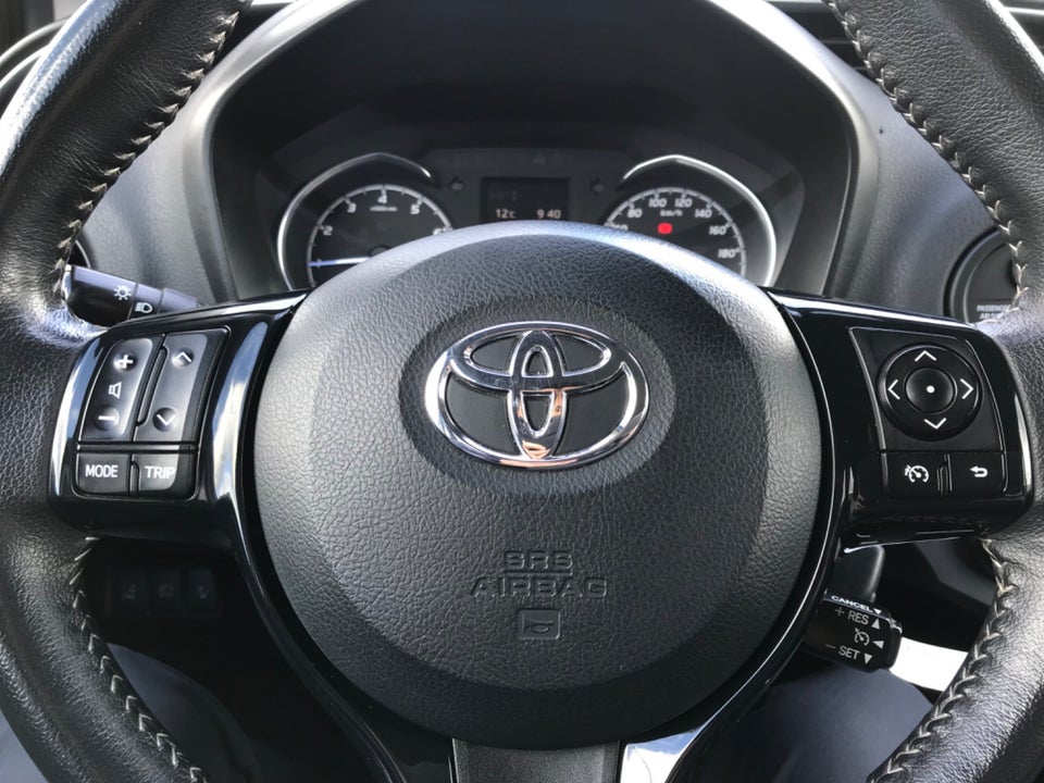 Toyota Yaris 1,5 VVT-i T2 5d