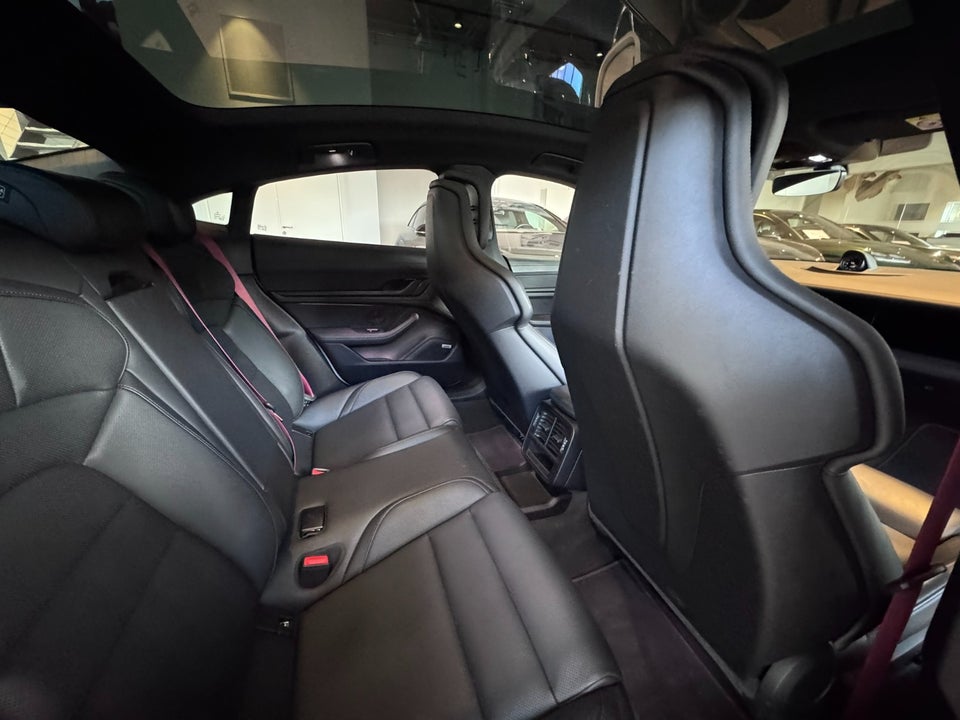 Porsche Taycan 4S Performance+ 4d