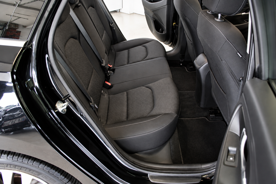 Hyundai i30 1,4 T-GDi Premium stc. DCT 5d