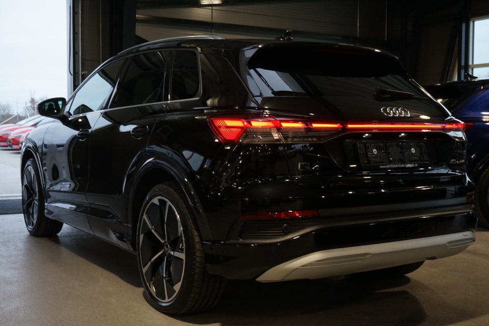 Audi Q4 e-tron 40 Advanced 5d