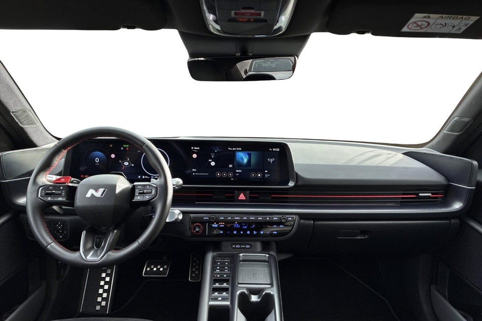 Hyundai Ioniq 6 84 N Line+ AWD 4d