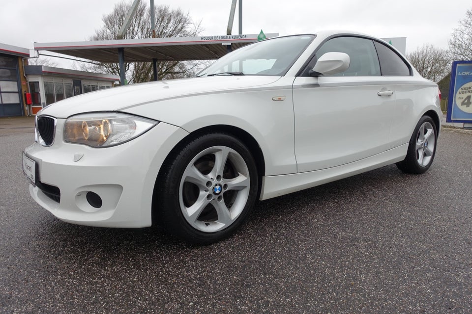 BMW 120d 2,0 Coupé aut. 2d